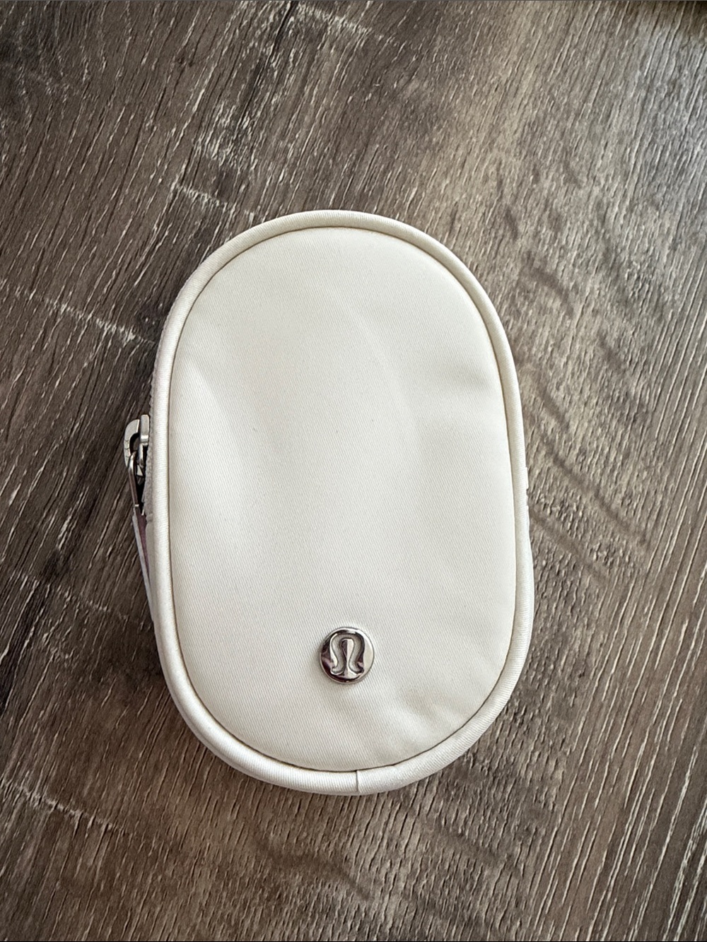 Lululemon Cream Oval Zip Key & Card Pouch